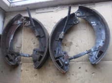 Remvoering set achteras