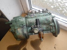 bovj22 Brandstofpomp om352