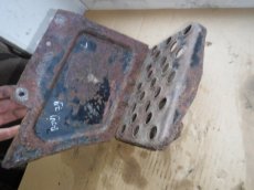 bovj79 op stap cabine links