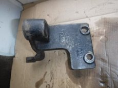 Houder hydrauliek pomp oude type