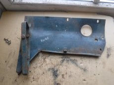 Afdekplaat versnellingsbak/cabine