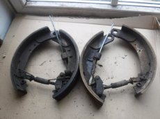 Remvoering set achteras